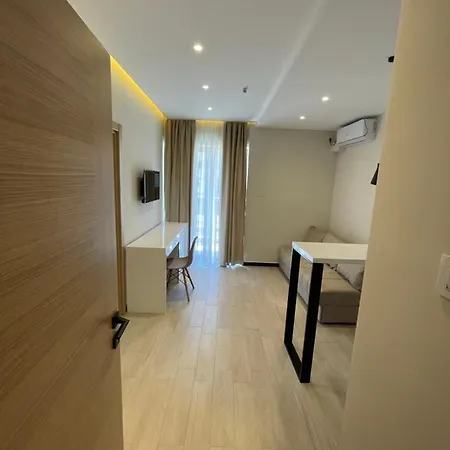 Grand Aparthotel *