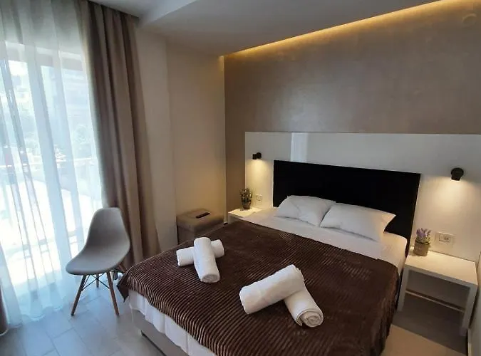 Apartahotel Grand Agia Triada (Thessaloniki)