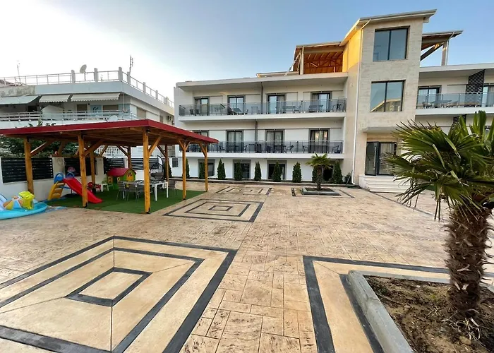 Apartahotel Grand 3*