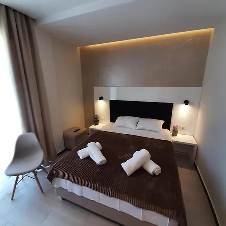 Grand Agia Triada (Thessaloniki)