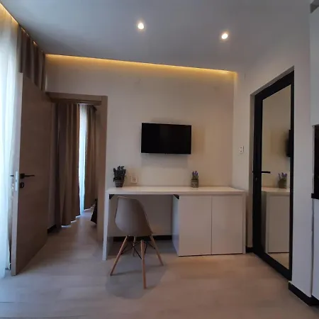 Grand Agia Triada (Thessaloniki)