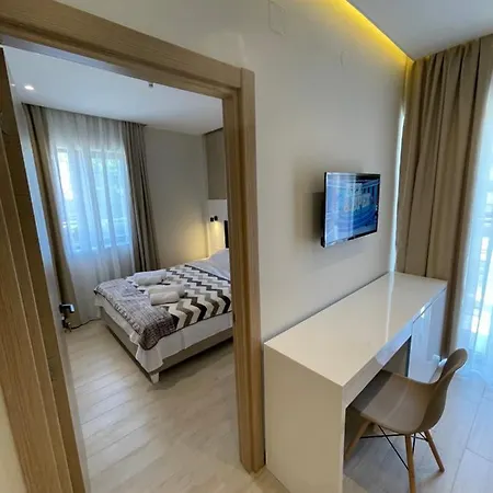 Grand Aparthotel Agia Triada (Thessaloniki)