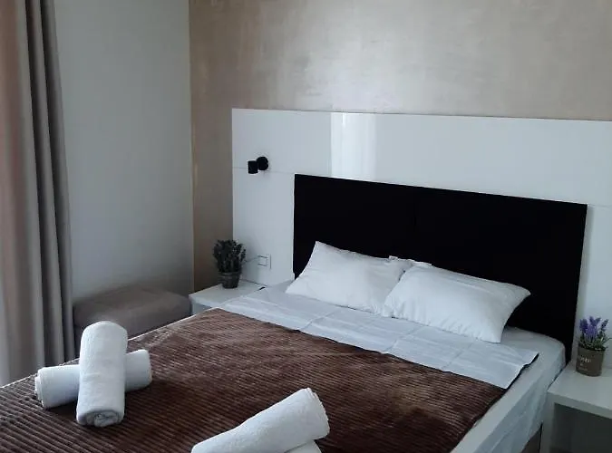 Apartahotel Grand Agia Triada (Thessaloniki)