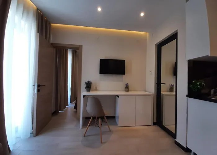 Grand Agia Triada (Thessaloniki)