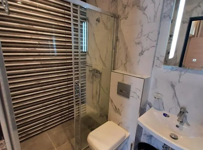 Grand Apartahotel Agia Triada (Thessaloniki)