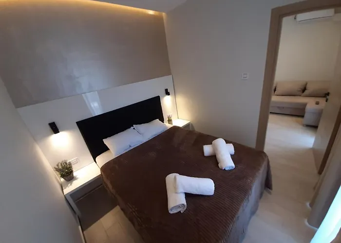 Apartahotel Grand Agia Triada (Thessaloniki)