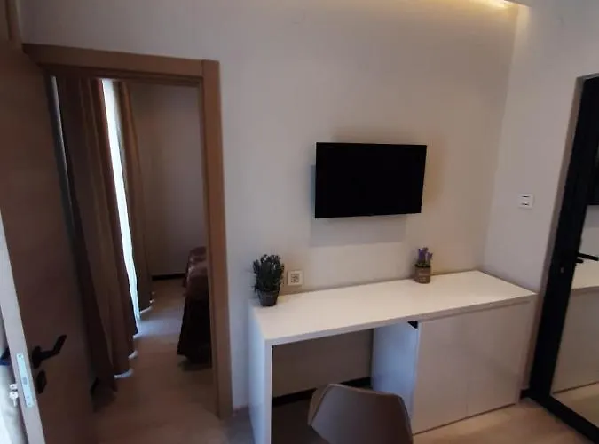 Grand Agia Triada (Thessaloniki)