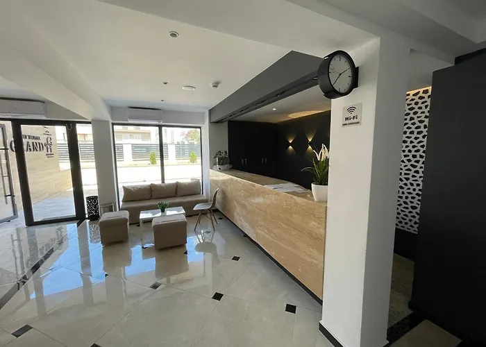 Apartahotel Grand Agia Triada (Thessaloniki)